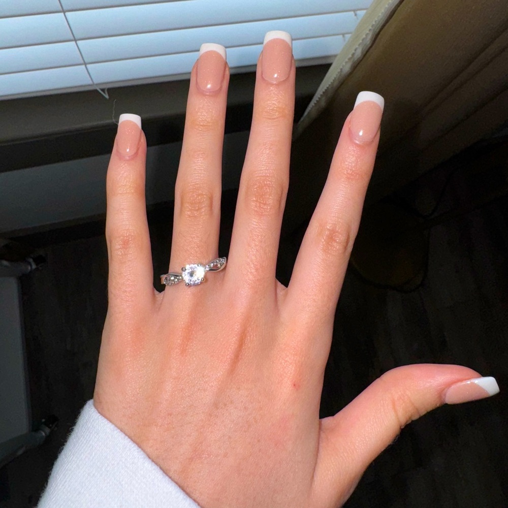 Moissanite diamond engagement ring
